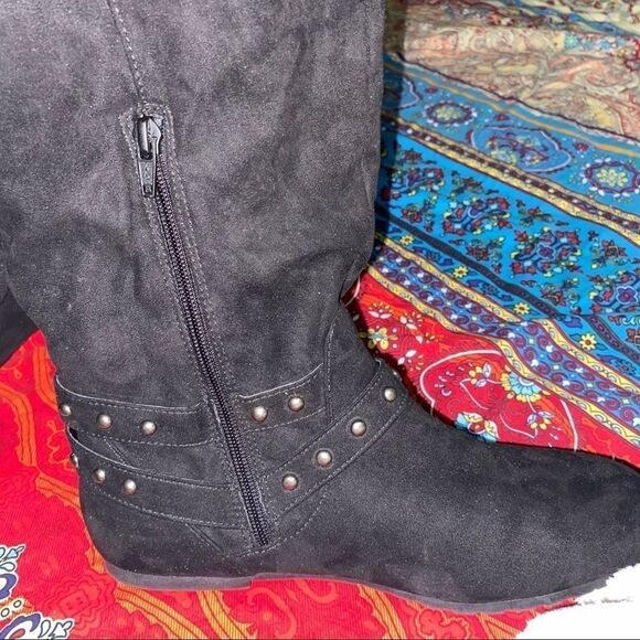 Kohl’s rebecca faux suede boots - Picture 7 of 14
